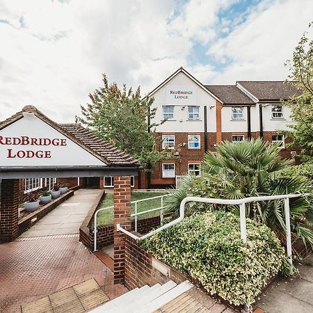 Redbridge Lodge Ilford Dış mekan fotoğraf